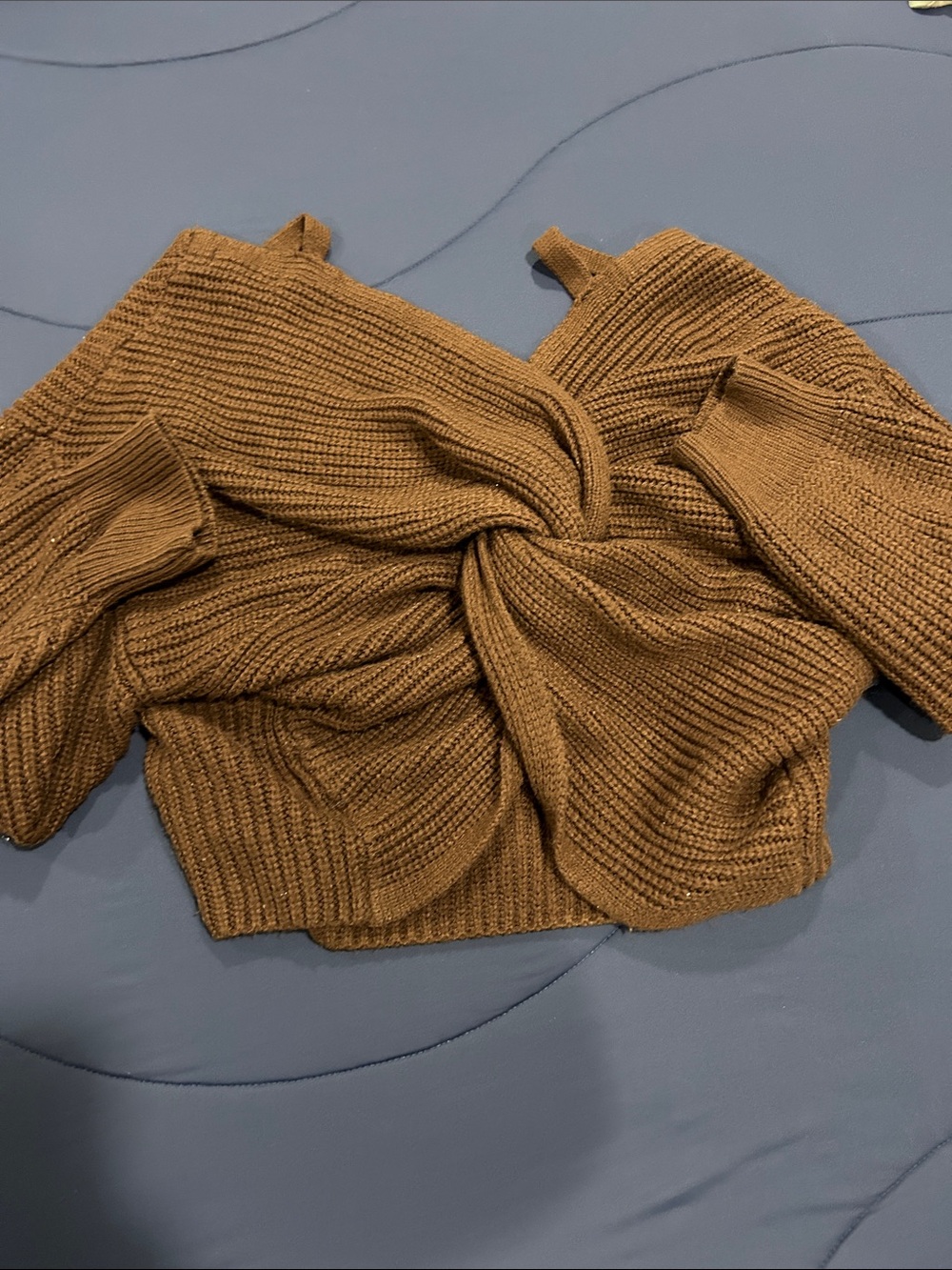 2 Sweaters
